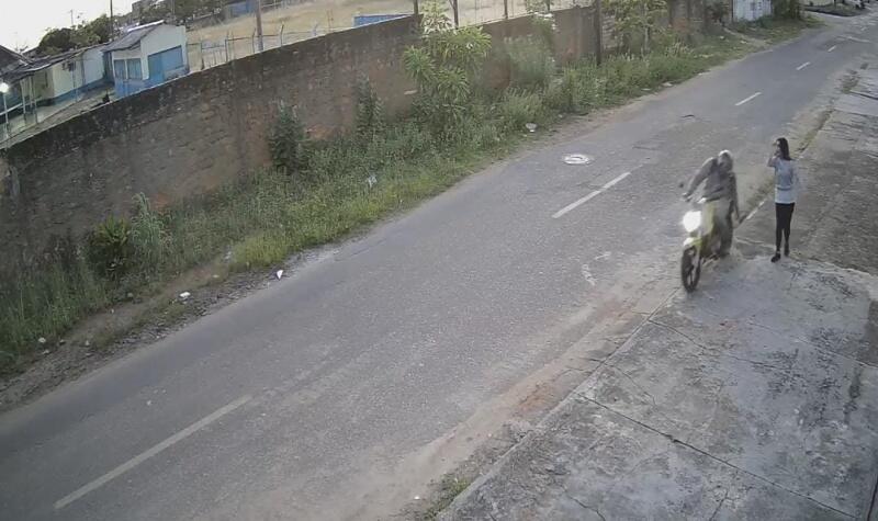 Momento em que a vítima foi atacada (Foto: Reprodução)