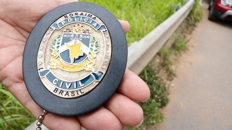 Homem foi recolhido à custódia da Polícia Civil (Foto: Nilzete Franco/FolhaBV)
