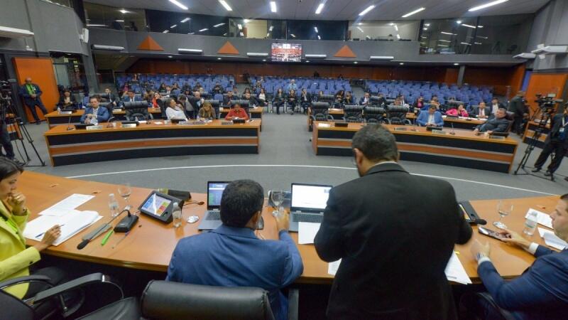 Deputados durante a votação no plenário Noêmia Bastos Amazonas (Foto: Jader Souza/SupCom ALE-RR)