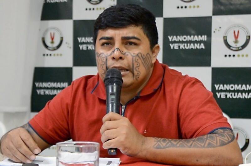 O líder indígena Júnior Hekurari Yanomami preside a Urihi (Foto: Arquivo pessoal)
