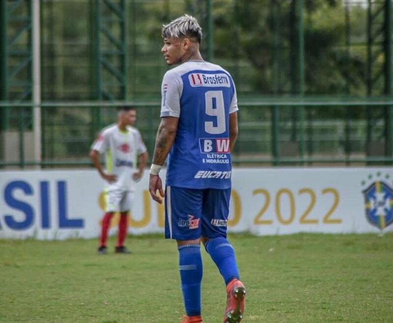 Guilherme foi artilheiro do Estadual Sub-20, com nove gols (Foto: Hélio Garcias/São Raimundo)