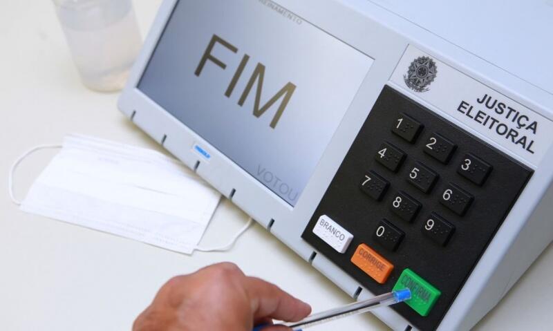 Eleitor que não justificar, pode ficar impedido de emitir passaporte - Foto: ASCOM/TSE