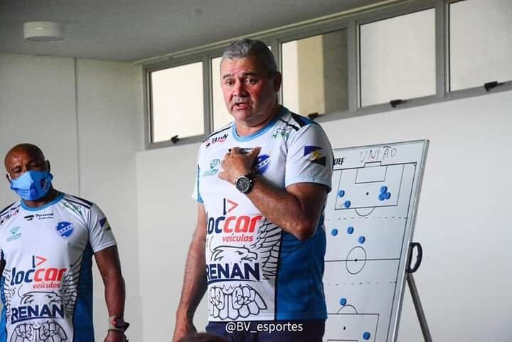 Técnico Beto Vieira lamenta campanha negativa do Mundão. Crédito: Hélio Garcias/São Raimundo