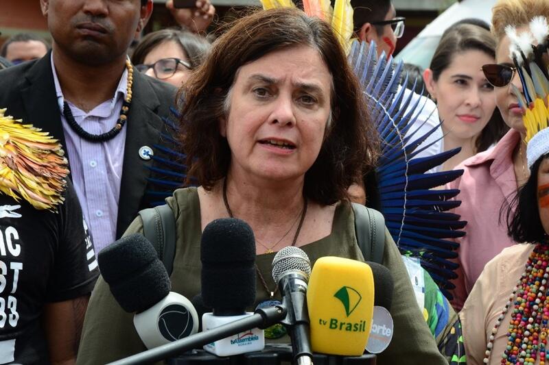 A ministra da Saúde, Nísia Trindade, em entrevista coletiva neste sábado, em Boa Vista (Foto: Nilzete Franco/FolhaBV)