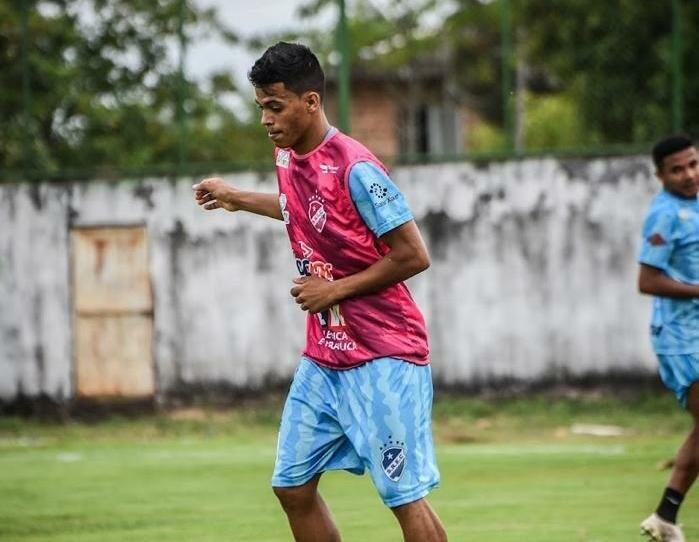 Aposta das categorias de base alviceleste, Quinha vem de disputa na Copa SP. (Foto: Hélio Garcias /São Raimundo)