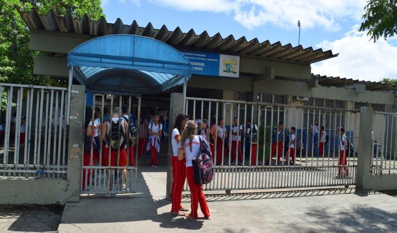 Caso o aluno não atinja os 80% de presença em algum mês, a parcela correspondente a esse período não será paga inicialmente. (Foto: Nilzete Franco/FolhaBV)