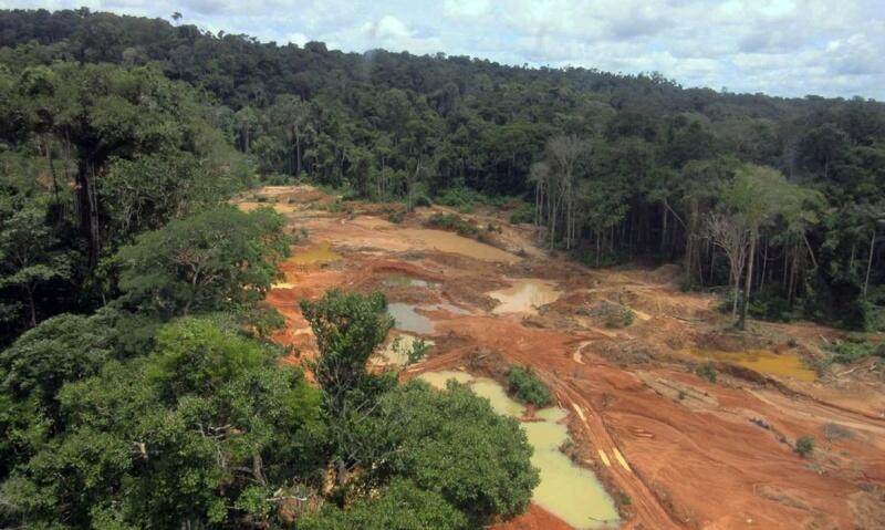 Garimpo ilegal na Terra Yanomami - Foto: Divulgação/PF