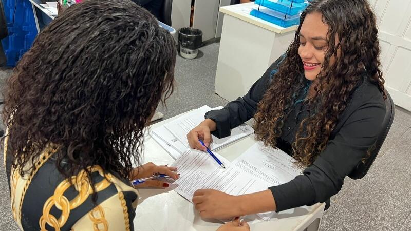 As cópias dos documentos entregues devem ser legíveis e sem rasuras para serem conferidas com as originais (Foto: Divulgação/Ascom SESAU)