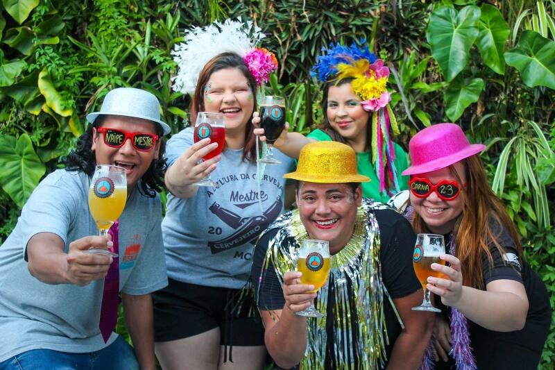 Na intenção de promover o dobro de folia e alegria, a Naipe Music se uniu com o Mestre Cervejeiro (Foto: Divulgação)