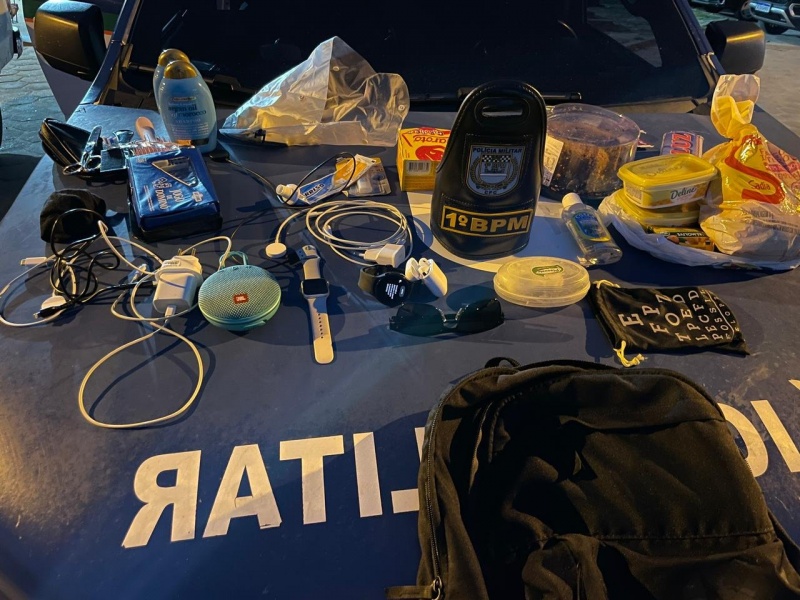 Material recuperado pela polícia (Foto: Divulgação)