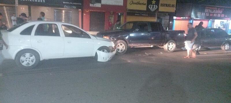 Acidente ocorreu na noite desse domingo, 5 - Foto: Reprodução/WhatsApp