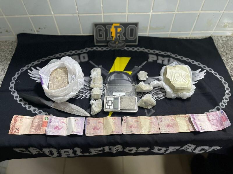 Material apreendido e apresentado na Delegacia (Foto: Divulgação)