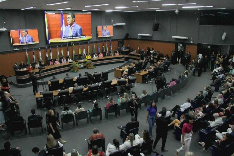 O plenário Noêmia Bastos Amazonas, da Assembleia Legislativa de Roraima (Foto: Nonato Sousa/SupCom ALE-RR)