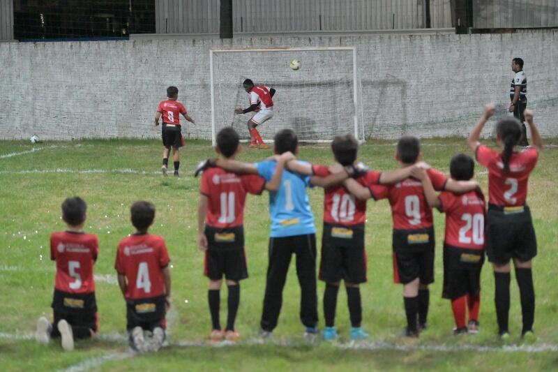 Há turmas abertas para atividades esportivas e culturais como judô, karatê, jiu-jitsu, break dance, k-pop, taekwondo, capoeira, teatro, coral, zumba e treinamento funcional. (Foto: Divulgação/Jader Souza)