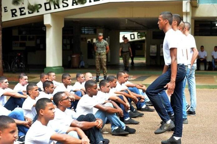 O serviço militar brasileiro se divide em três etapas - o alistamento, a seleção geral e a incorporação ou matrícula - que se sucedem ao longo do ano (Foto: Divulgação)