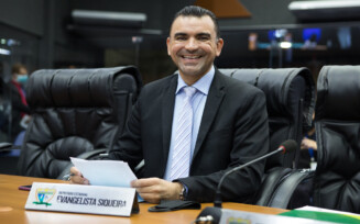 O professor Evangelista Siqueira quando exercia o cargo de deputado estadual