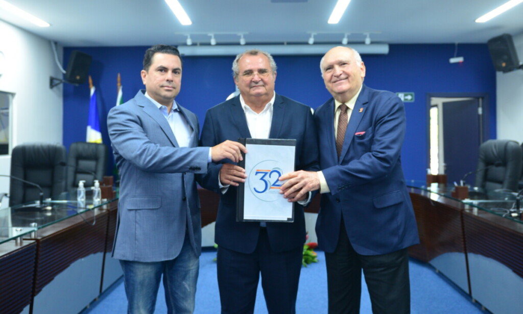 Acordo foi assinado pelos presidentes-conselheiros Célio Wanderley (TCE-RR) e Nominando Diniz (TCE-PB) Acordo foi assinado pelos presidentes-conselheiros Célio Wanderley (TCE-RR) e Nominando Diniz (TCE-PB)