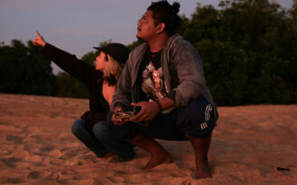 As filmagens sempre procuram mostrar aspectos roraimenses, entre eles os rios e igarapés. (Foto: arquivo pessoal/Elisa Coimbra)