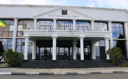 O Palácio Senador Hélio Campos, sede do Poder Executivo de Roraima (Foto: Arquivo FolhaBV)
