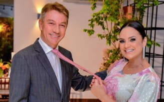 O governador Antonio Denarium com a primeira-dama, a conselheira Simone Soares de Souza
