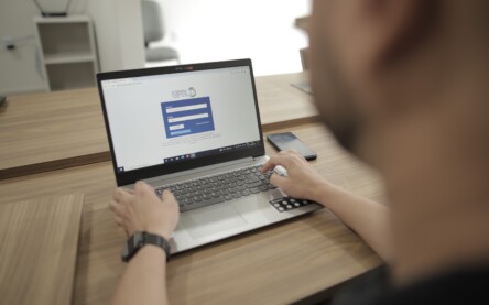 Ao todo, são ofertadas 450 vagas divididas entre cinco cursos (Foto: Ascom/Uerr) 