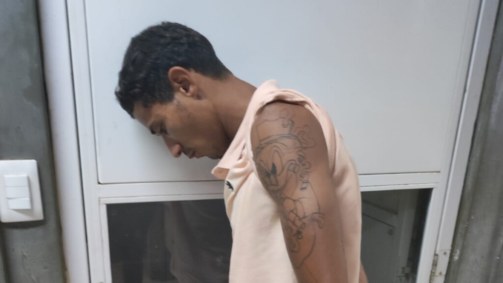 Homem foi para a cadeia após ser filmado pela própria vítima