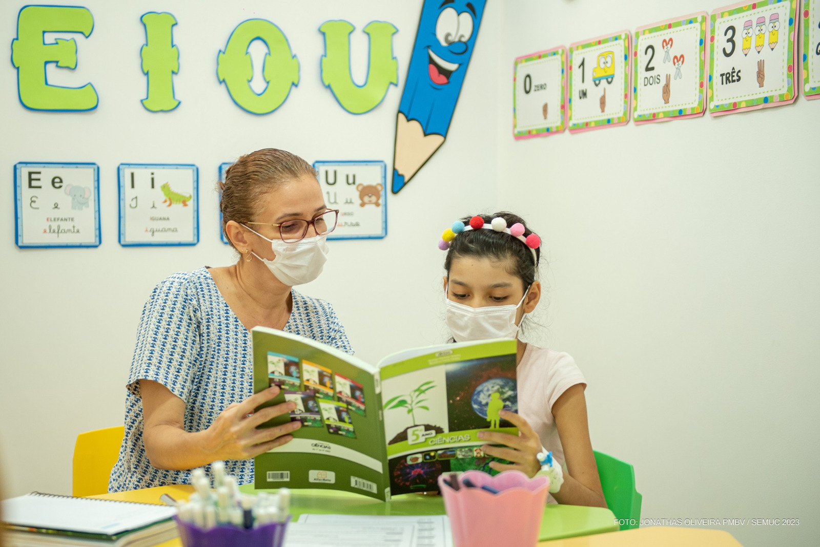 Internada há quase um mês no hospital, Arantza Lopez, 10 anos, recebe acompanhamento desde que entrou na unidade (Foto: Divulgação)