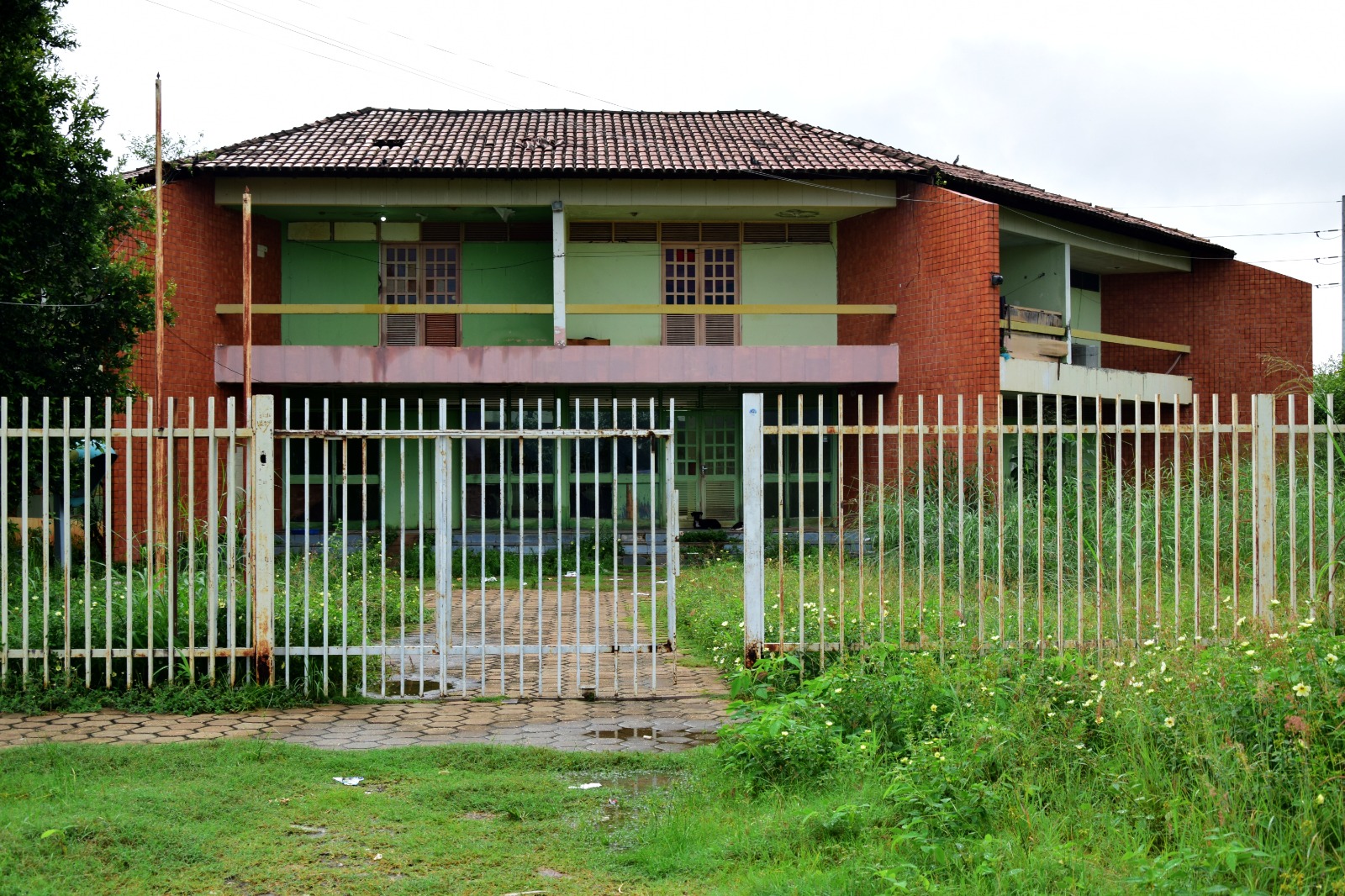 Sinais de abandono na Casa do Estudante, em Boa Vista