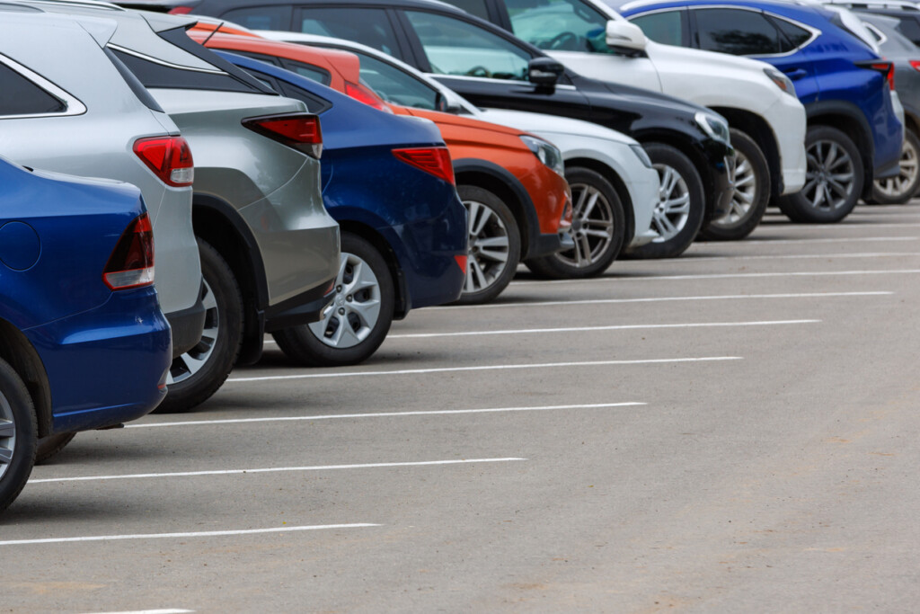 row-of-cars row-of-cars