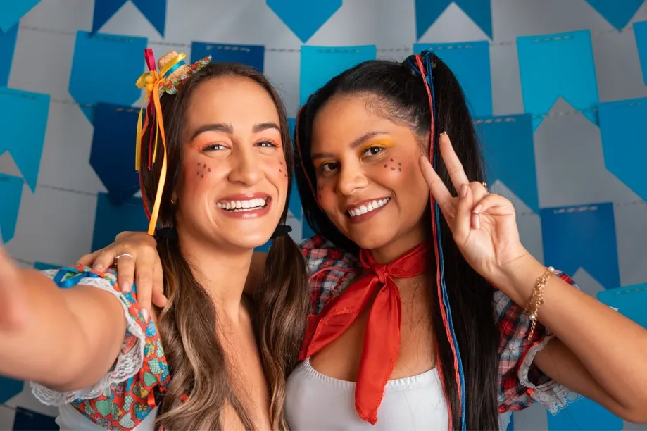 Looks para Festa Junina 2023: ideias e inspirações de roupas AQUI