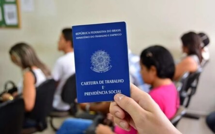 Número de jovens que não estuda e nem trabalha é considerado alto - Foto: Divulgação