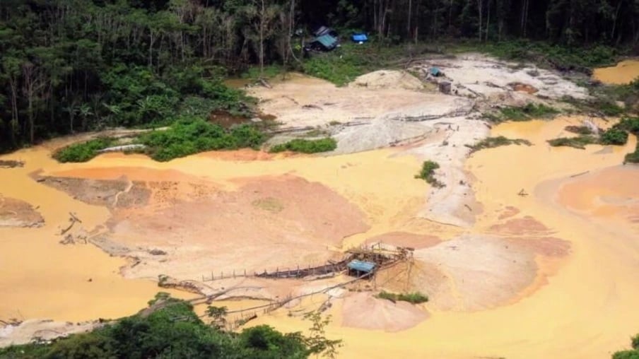 Garimpo na Terra Indígena Yanomami (Foto: HAY)