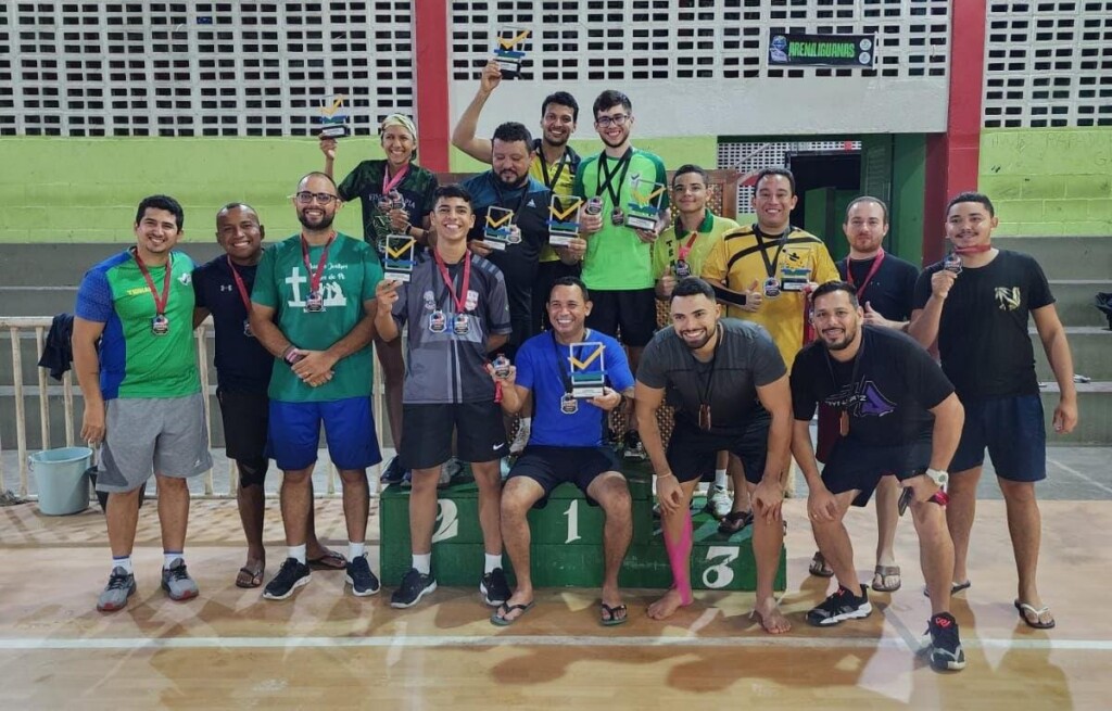 Atletas participantes do 1° Roraima Open de Tênis de Mesa (Foto: Divulgação)